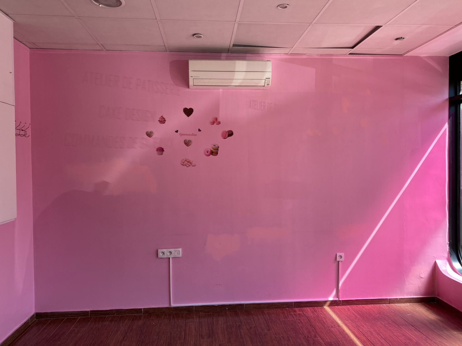 Image_7, Local commercial, Villeneuve-le-Roi, ref :LOCCOMRDC32GDG