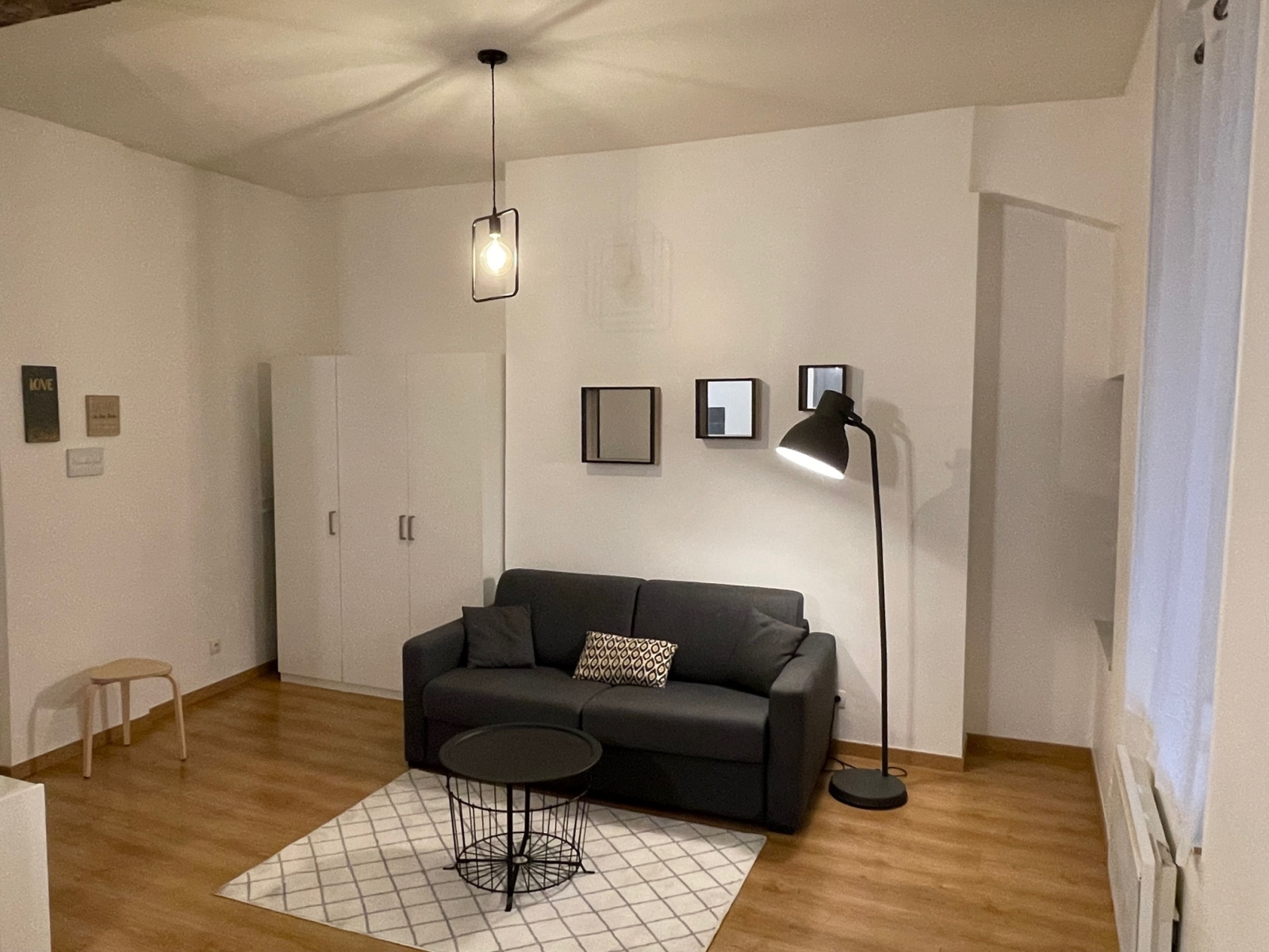 Image_3, Studio, Paris, ref :1-47STH1G