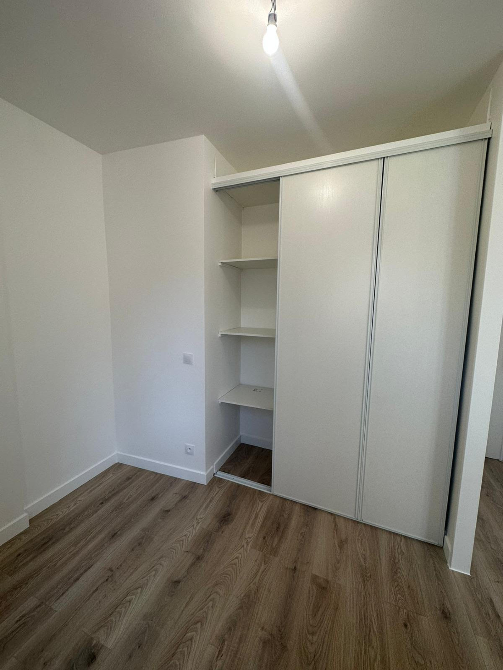 Image_6, Studio, Neuilly-sur-Seine, ref :7PINELLOT150