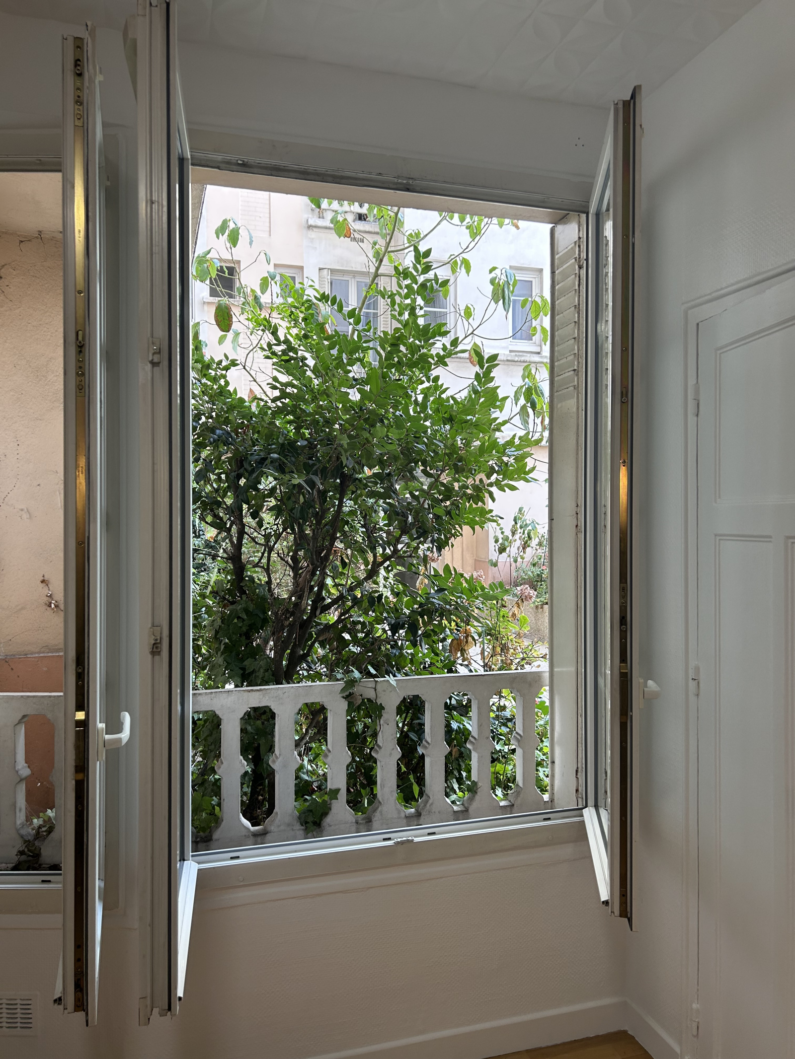 Image_1, Studio, Paris, ref :25ERARDRDC
