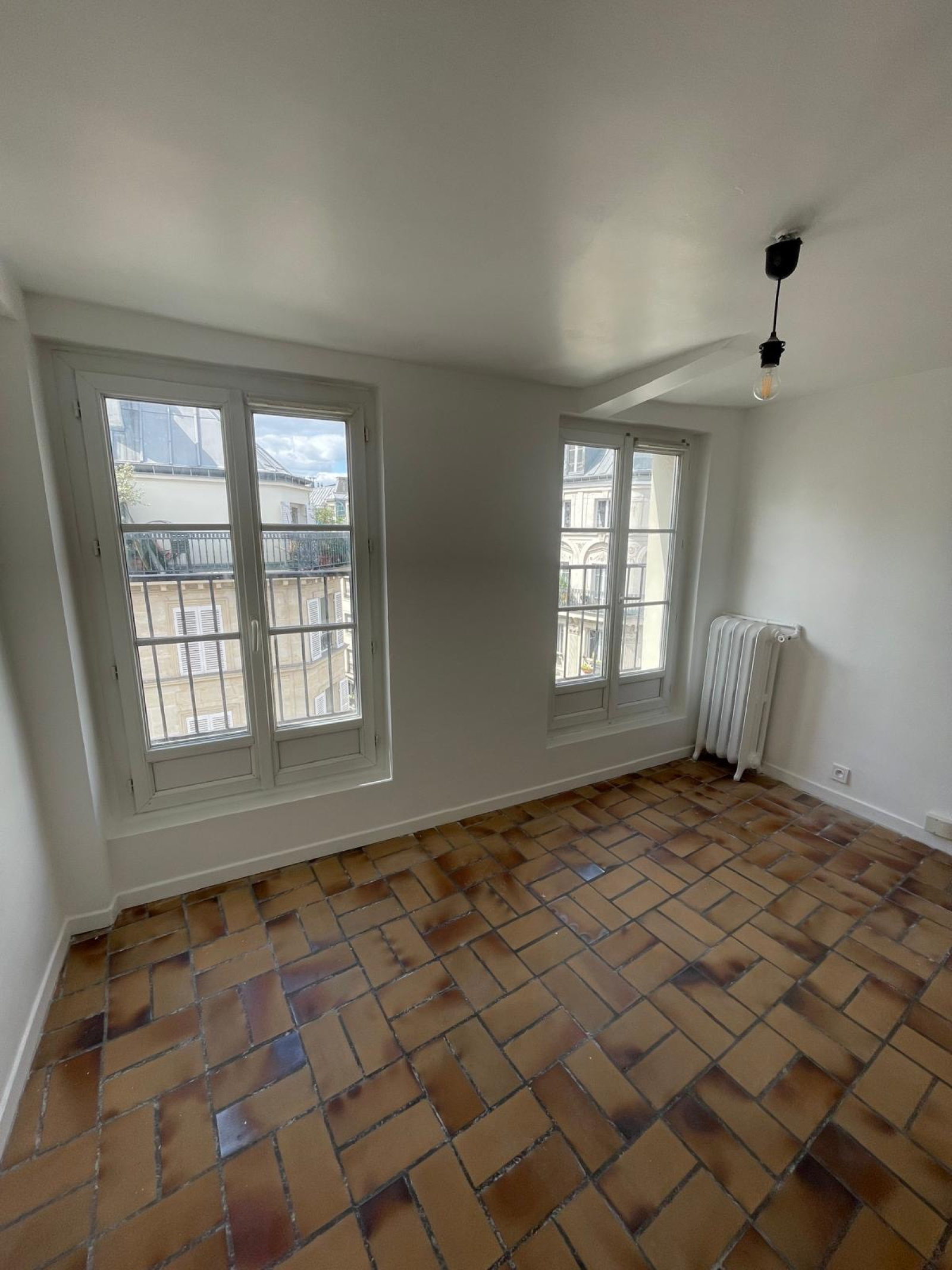 Image_1, Studio, Paris, ref :38DOUAI5D