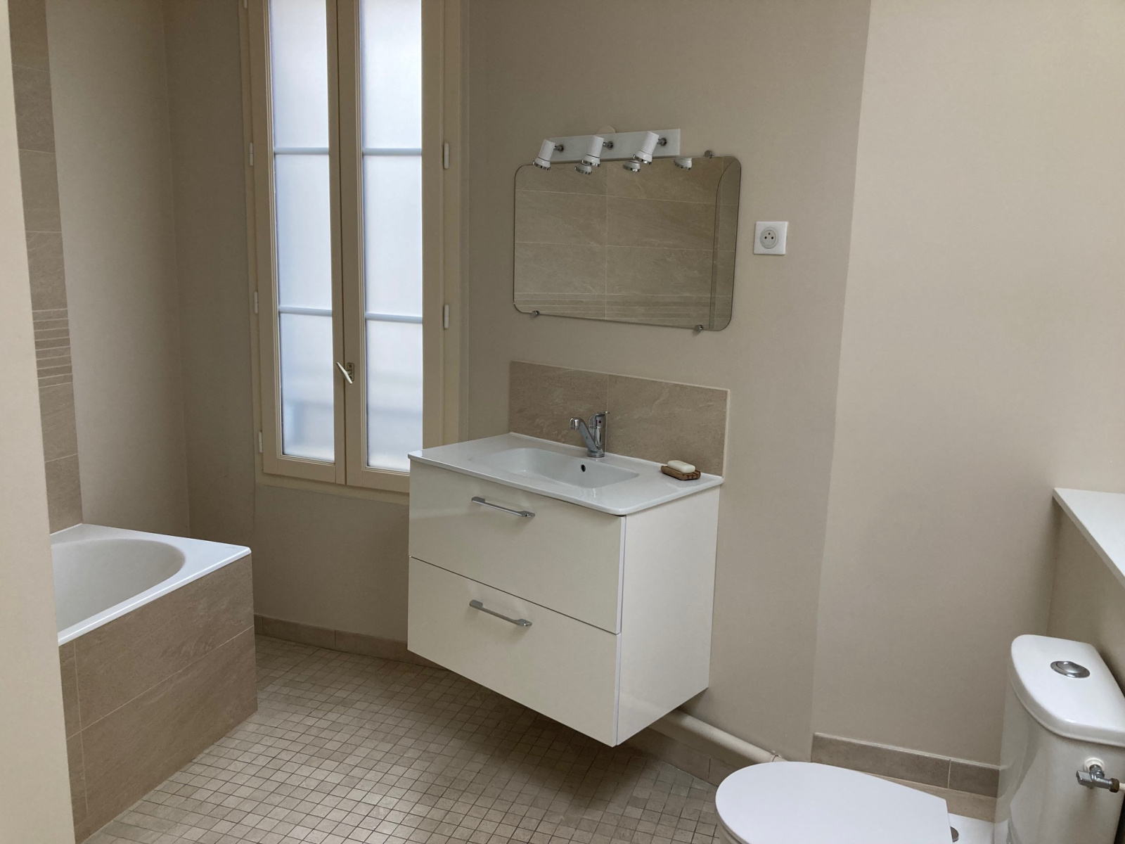 Image_17, Appartement, Paris, ref :89RIVOLI