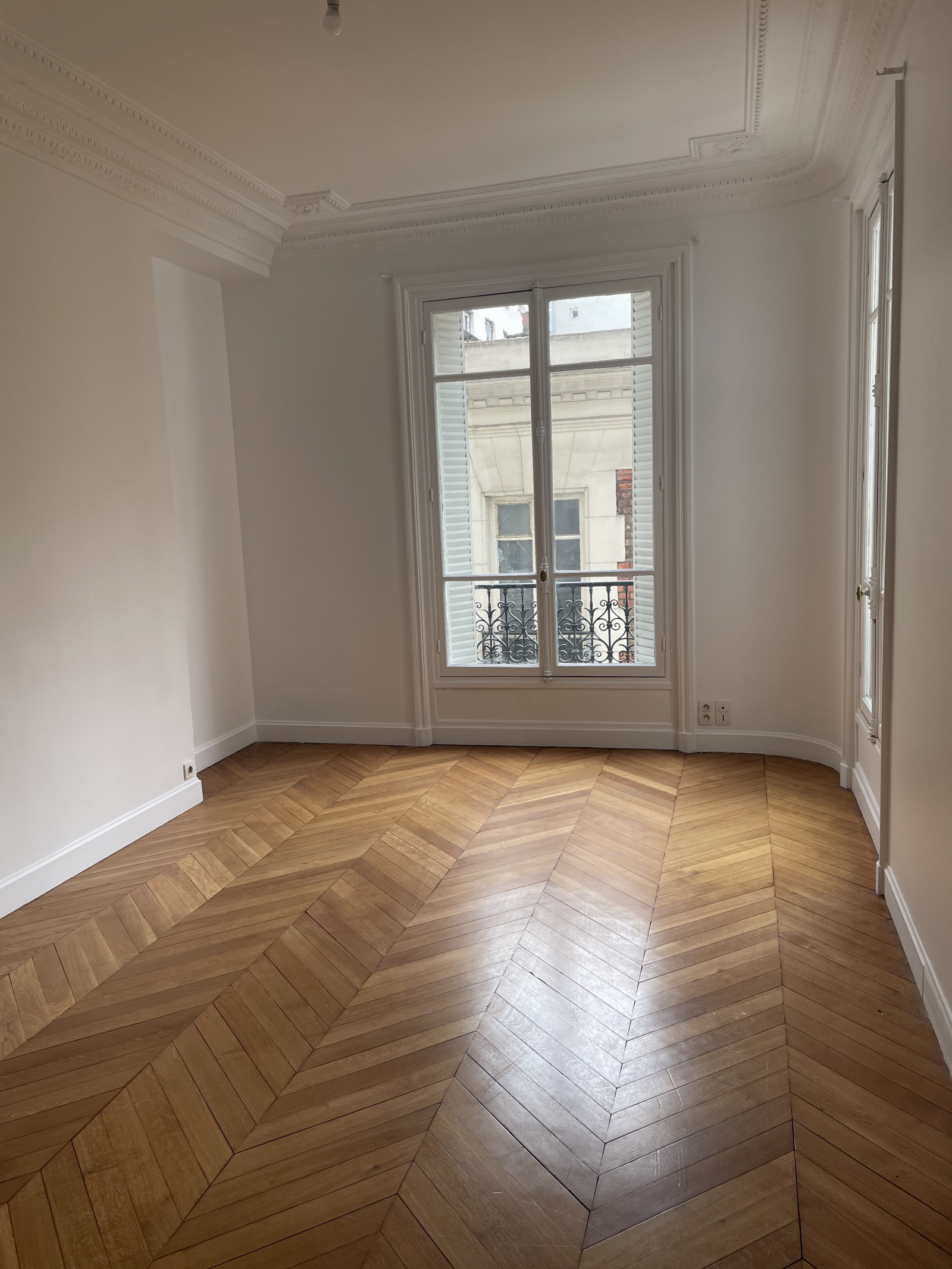 Image_11, Appartement, Paris, ref :LEV2GASC