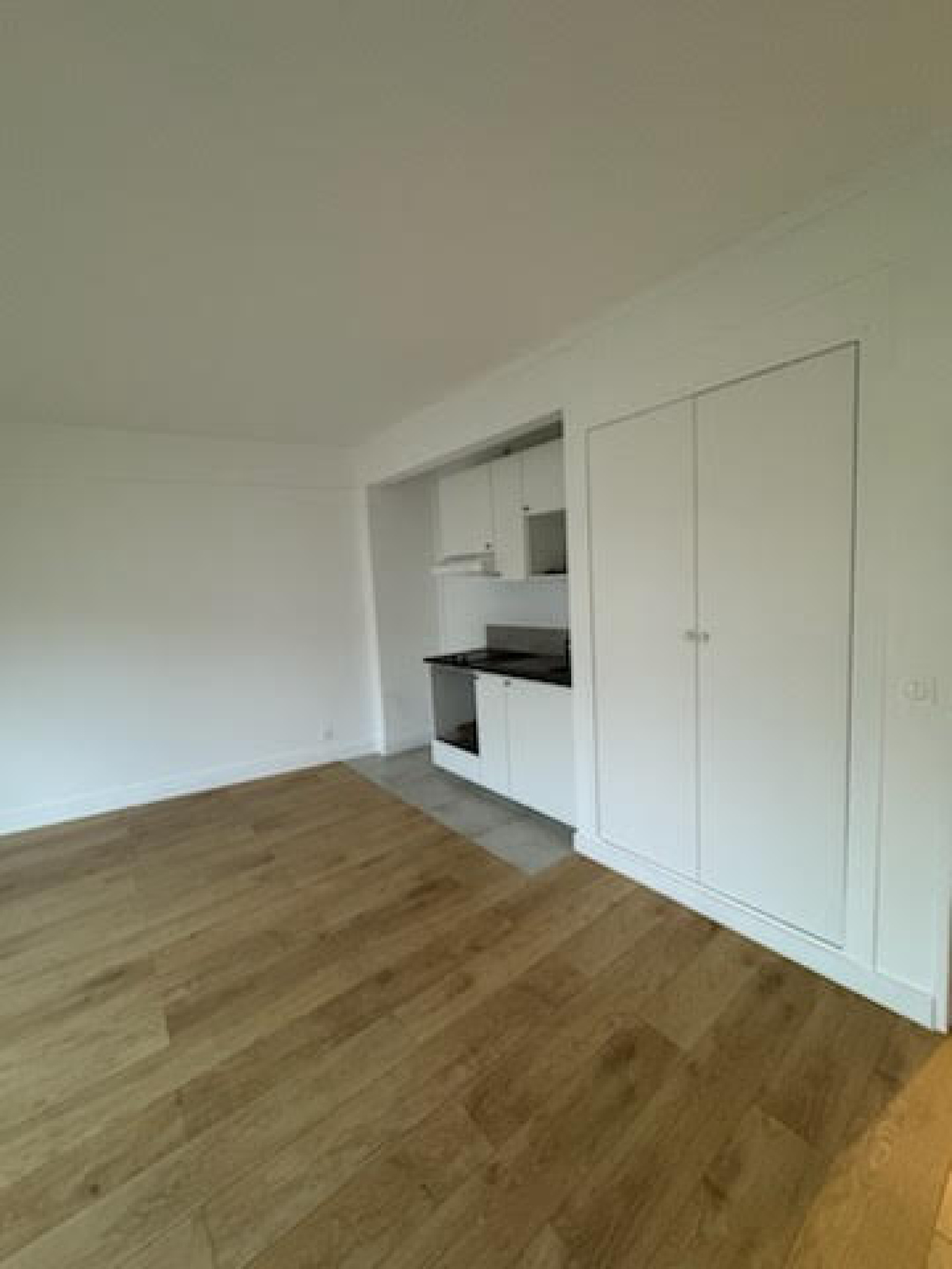 Image_4, Studio, Paris, ref :3GF5ETEX