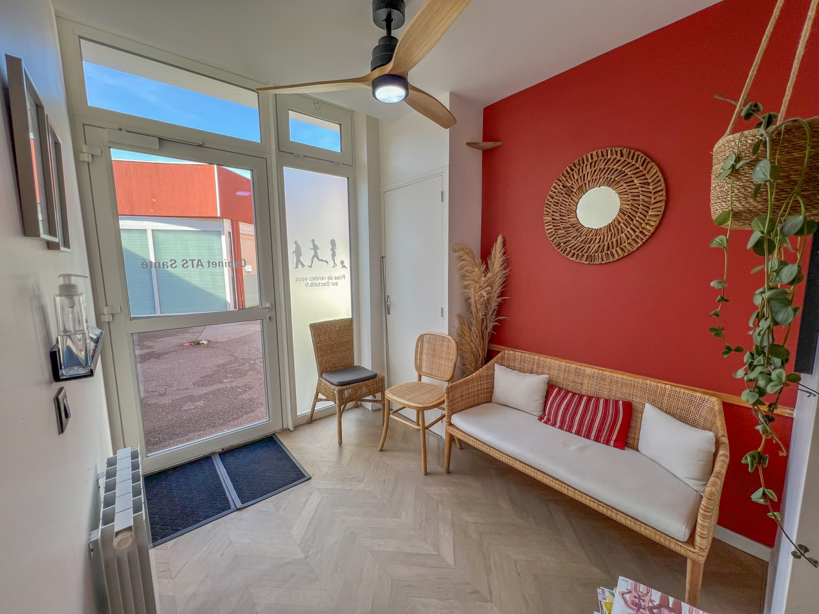 Image_6, Local professionnel, Le Mesnil-Saint-Denis, ref :location bureau lmsd